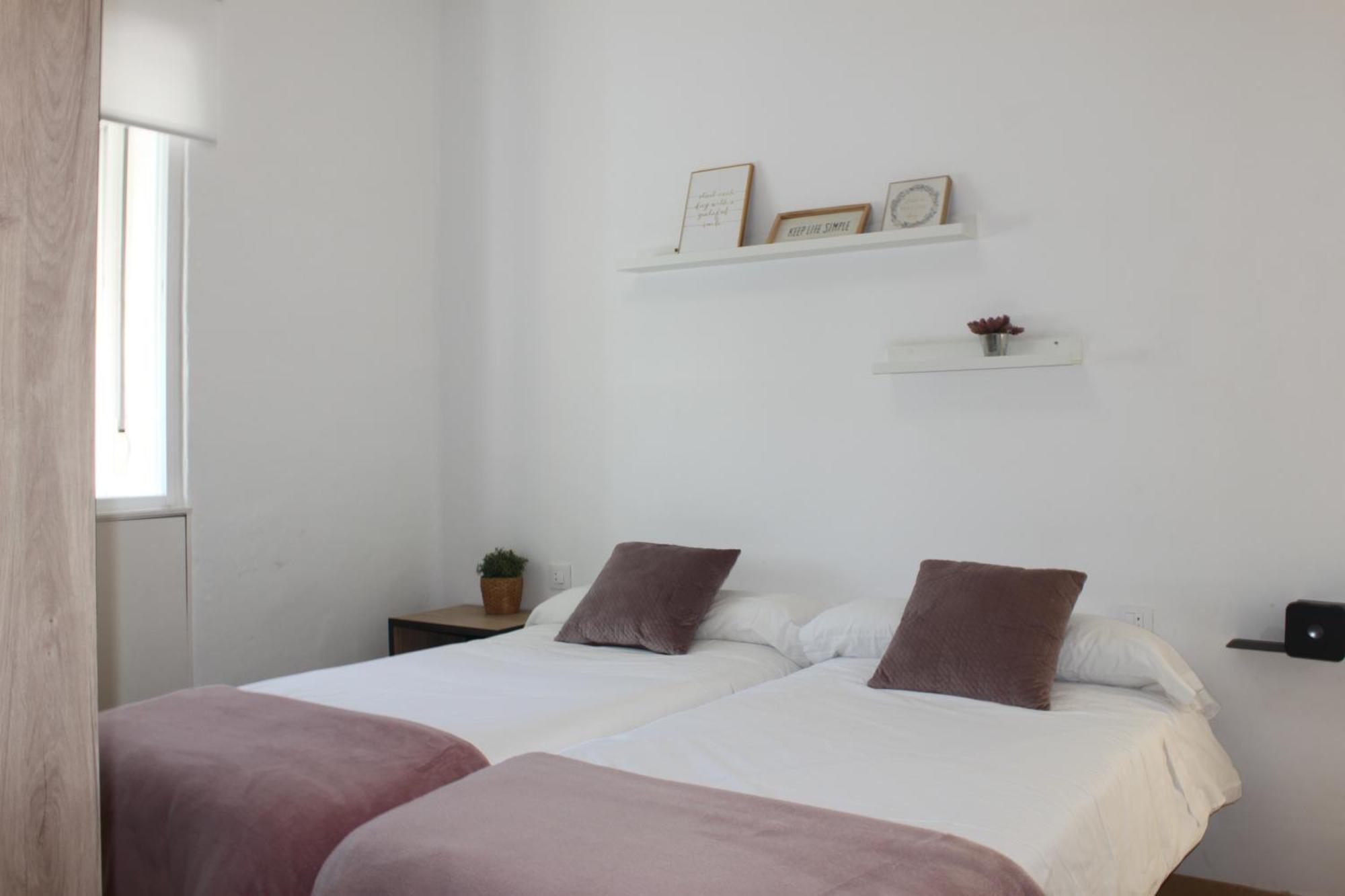 Apartamentos En Cordoba, Puente Romano Y Torre Calahorra Exteriör bild